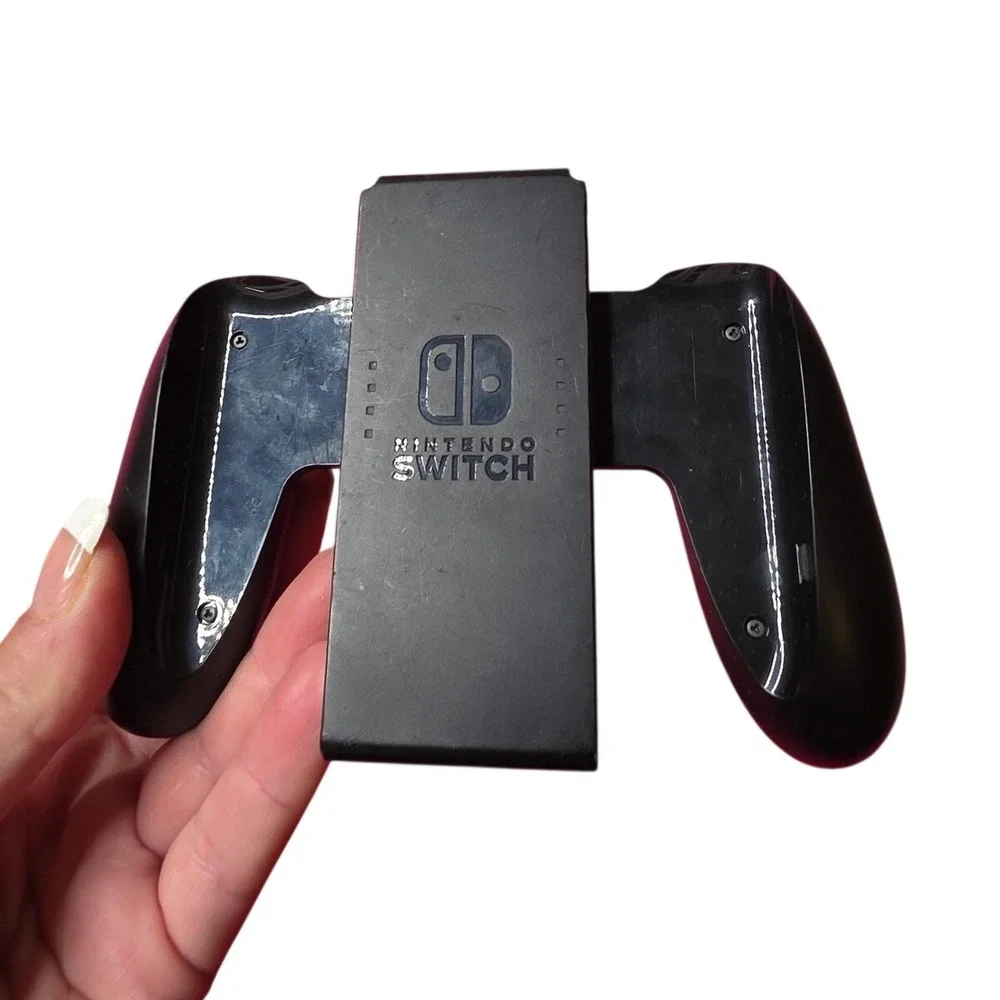 Nintendo Switch Joy-Con Grip Controller Attachment Black‎ HAC-011 OEM Accessory